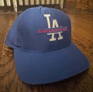 VTG ‘90s Blue Los Angeles LA Dodgers Nutmeg Mills Split Bar Snapback Hat Mens SM